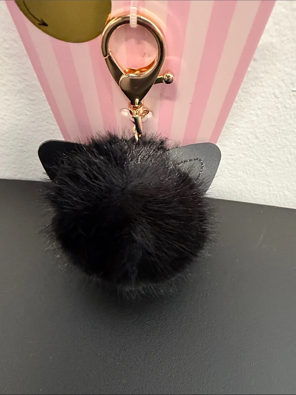 Piper K | Black Cat Pom Pom Bag Charm 🐈‍⬛ - Picture 4 of 5